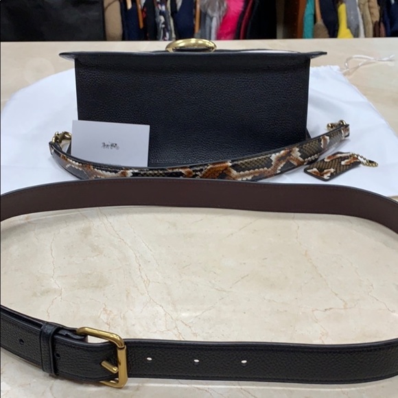 COACH 1941 TABBY LARGE EXOTIC SNAKESKIN AND LEATHER COLORBLOCK TOP HANDLE BAG - Picture 9 of 10